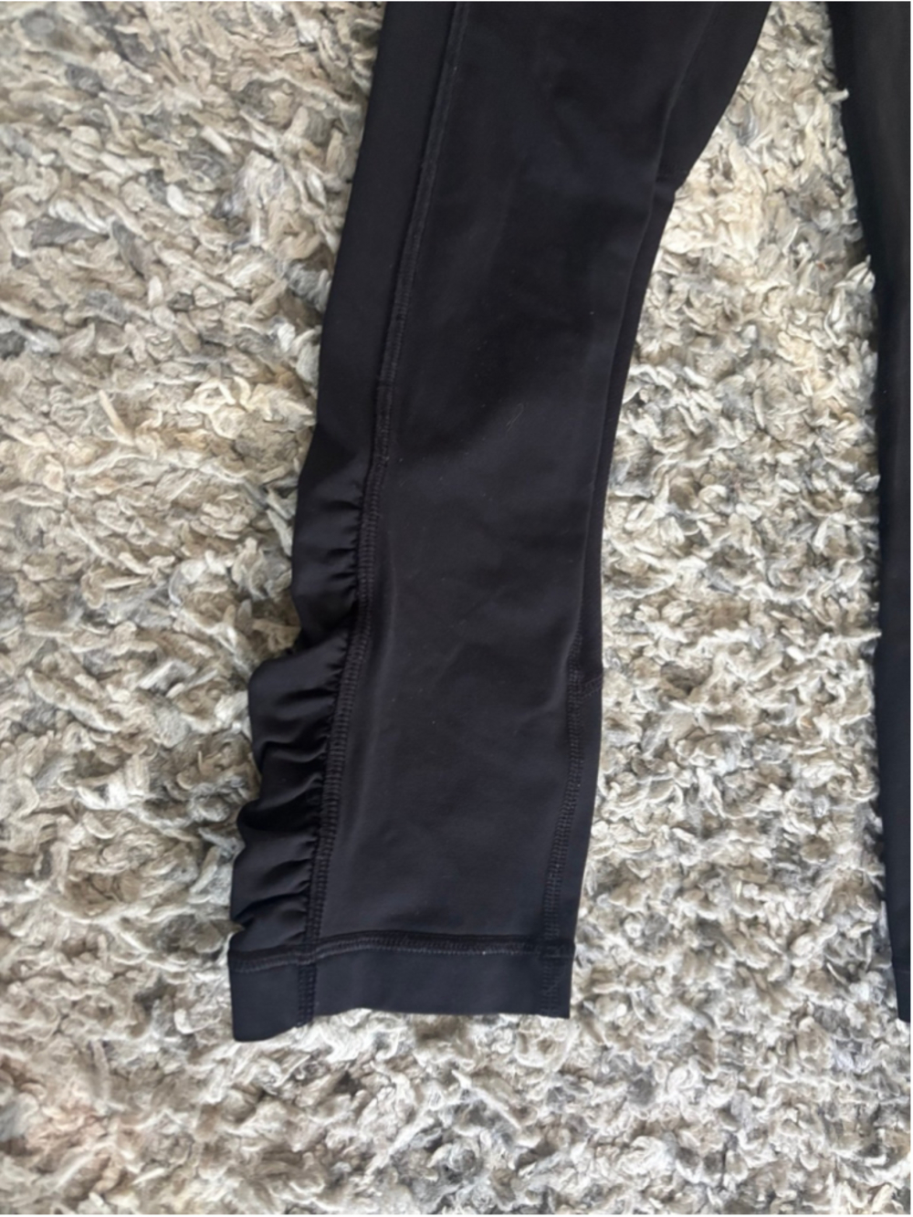 Lululemon leggings - Picture 2 of 4